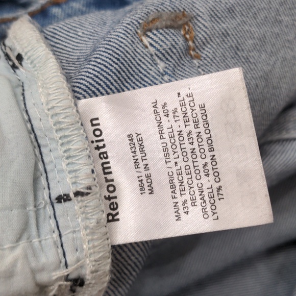 Reformation Max Mid Rise Short - Picture 5 of 6